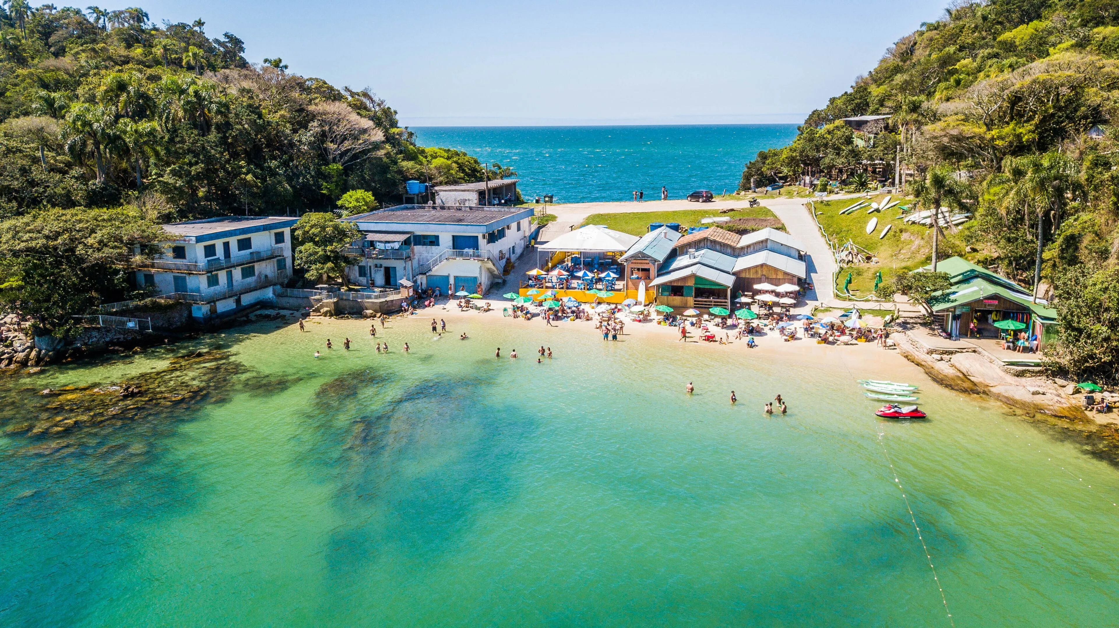 Melhores praias de Bombinhas para conhecer na temporada
